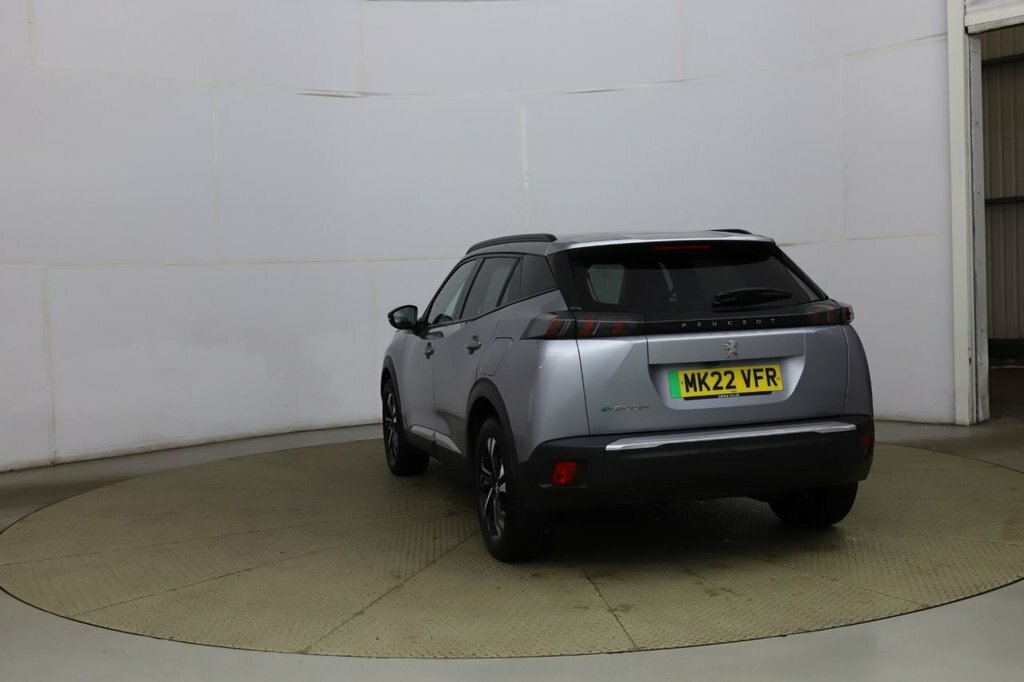 Peugeot e-2008 Suv Grey #5