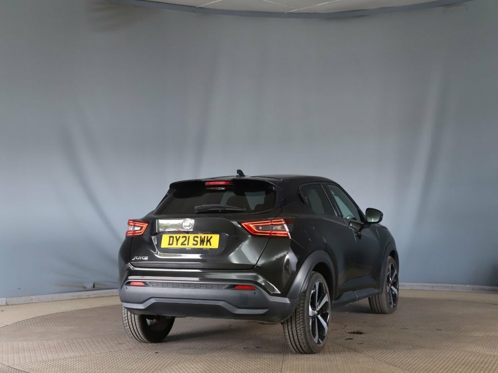Nissan Juke 1L Tekna Black #6