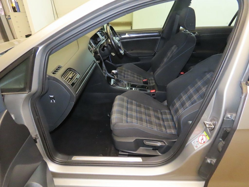 Volkswagen e-Golf 2.0 Tsi R Estate Dsg 4Motion Euro 6 S Blue #8