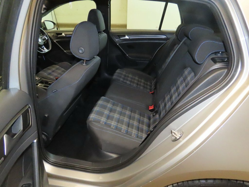Volkswagen e-Golf 2.0 Tsi R Estate Dsg 4Motion Euro 6 S Blue #10
