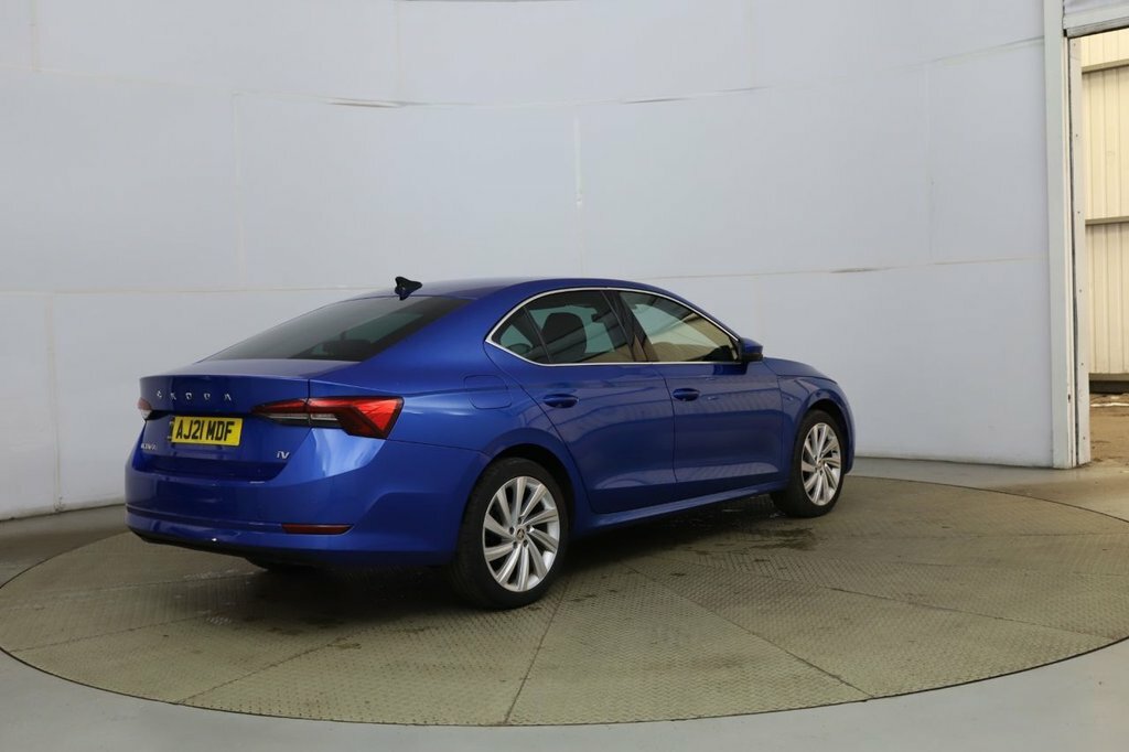 Skoda Octavia 1.4L Se L Blue #6