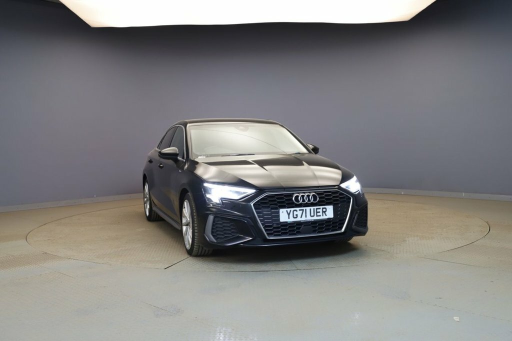 Audi A3 1L S Line Black