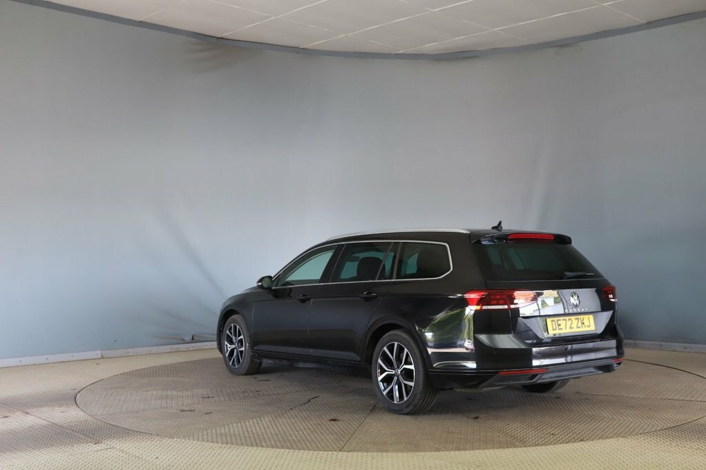 Volkswagen Passat 1.5L Sel Black #5