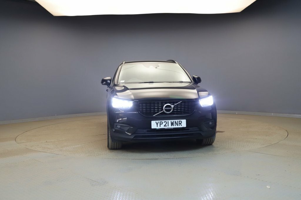 Volvo XC40 2L R-design Black #2