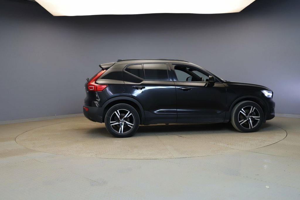 Volvo XC40 2L R-design Black #5
