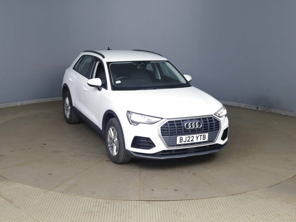 Audi Q3 1.4L Technik White