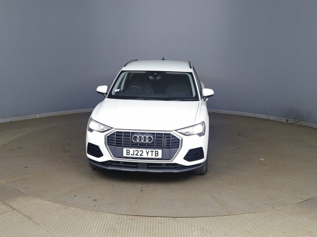 Audi Q3 1.4L Technik White #2