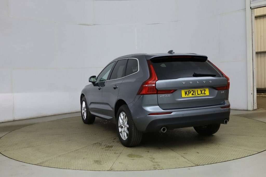 Volvo XC60 2L Momentum Grey #5