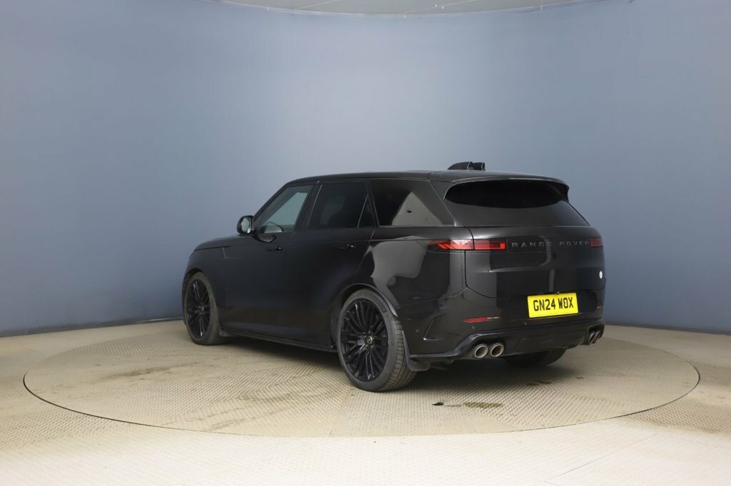 Land Rover Range Rover Sport 4.4L Sv Edition One Gloss Black #5