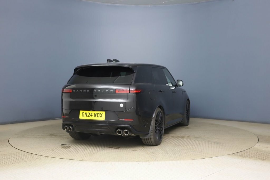 Land Rover Range Rover Sport 4.4L Sv Edition One Gloss Black #6