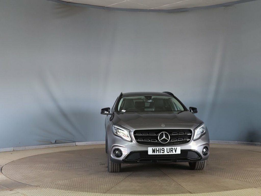 Mercedes-Benz GLA Class 1.6L Urban Edition Grey #2