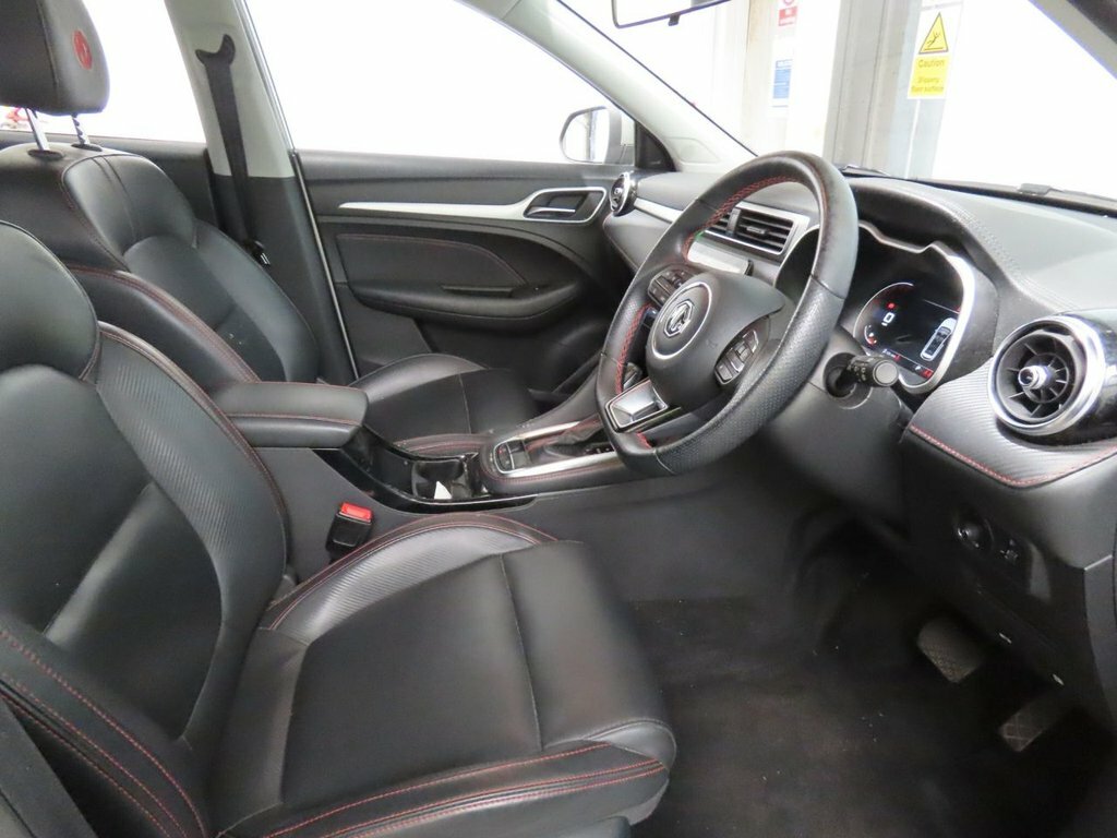 MG ZS 1L Exclusive Silver #5