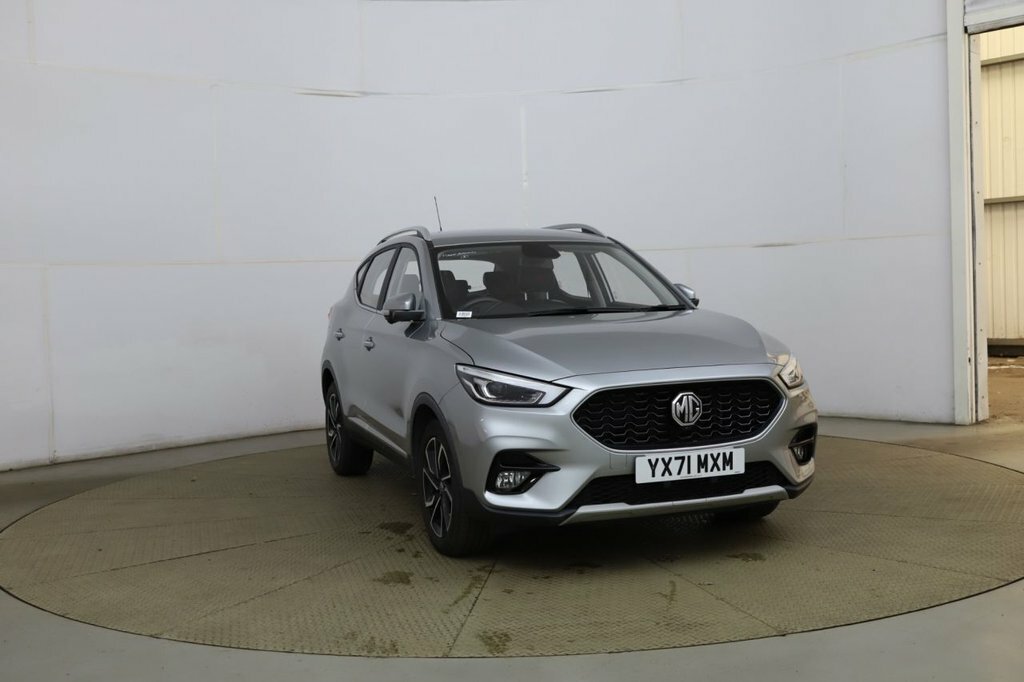 MG ZS 1L Exclusive Silver