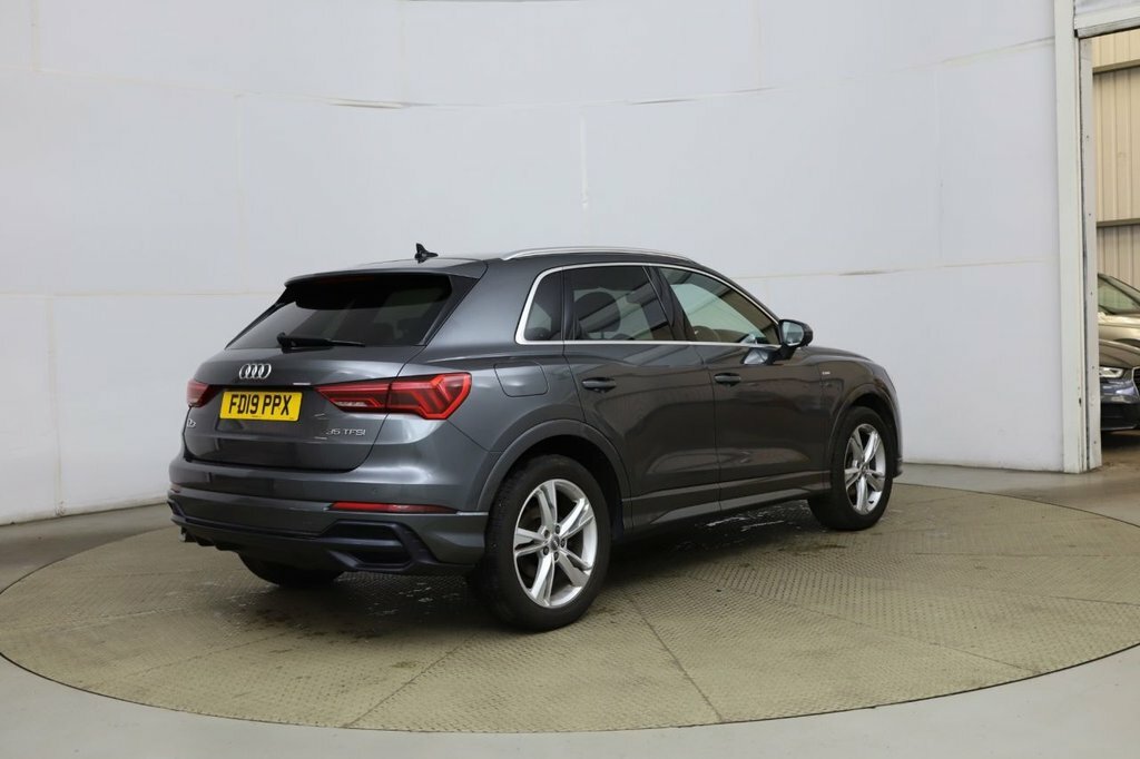 Audi Q3 1.5L S Line Grey #6