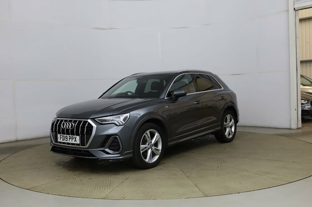 Audi Q3 1.5L S Line Grey #3