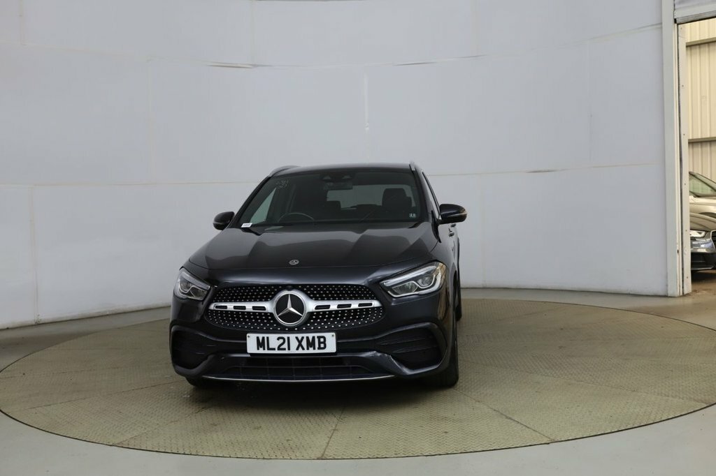 Mercedes-Benz GLA Class 2L Amg Line Black #2