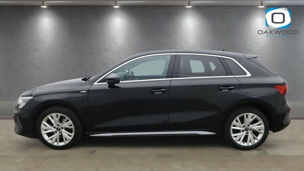 Audi A3 1L S Line LT73MHX Black #6