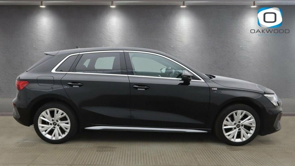 Audi A3 1L S Line LT73MHX Black #5