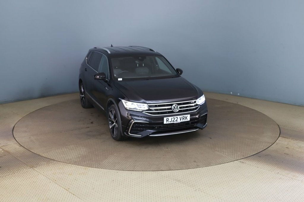 Volkswagen Tiguan Allspace 1.5L R-line Black #3