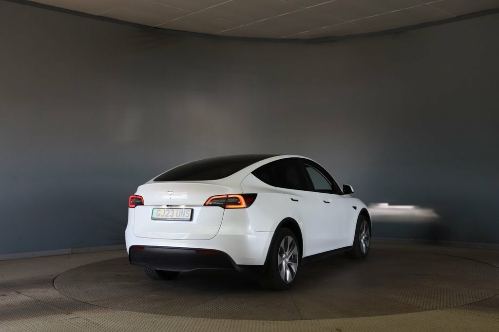 Tesla Model Y Suv GJ23UNS White #6