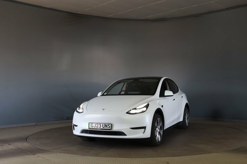 Tesla Model Y Suv GJ23UNS White #3