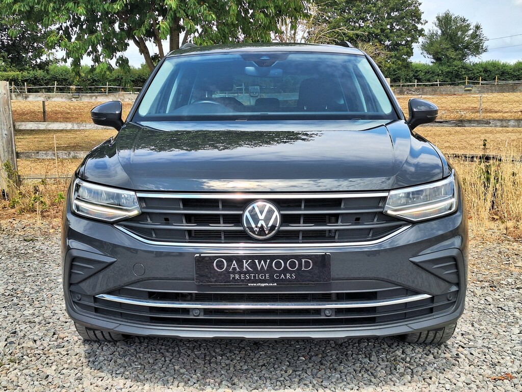 Volkswagen Tiguan Suv 2.0 Tdi Life 202222 Grey #6