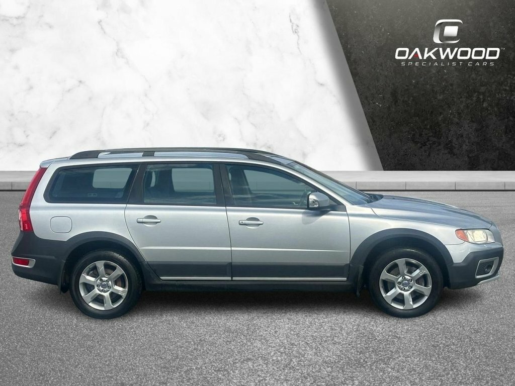 Volvo XC70 2.4L Se Silver #4