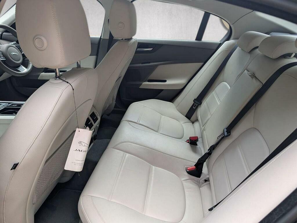 Jaguar XE 2.0L R-sport Ingenium 247 Bhp Black #14