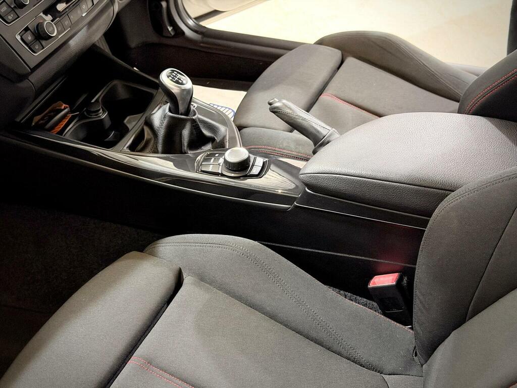 BMW 1 Series 116D Urban 5-Door Black #17