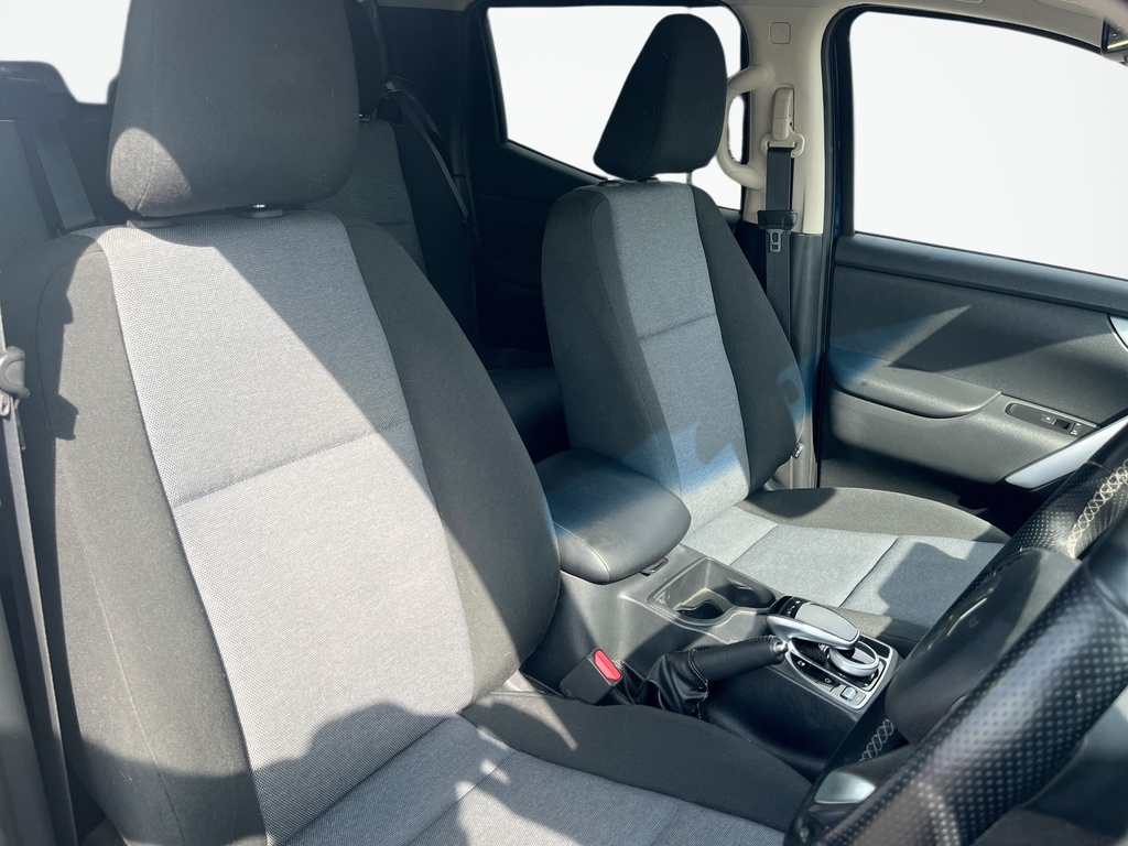 Mercedes-Benz X Class 2.3 X250 D 4Matic Progressive 188 Bhp Blue #23
