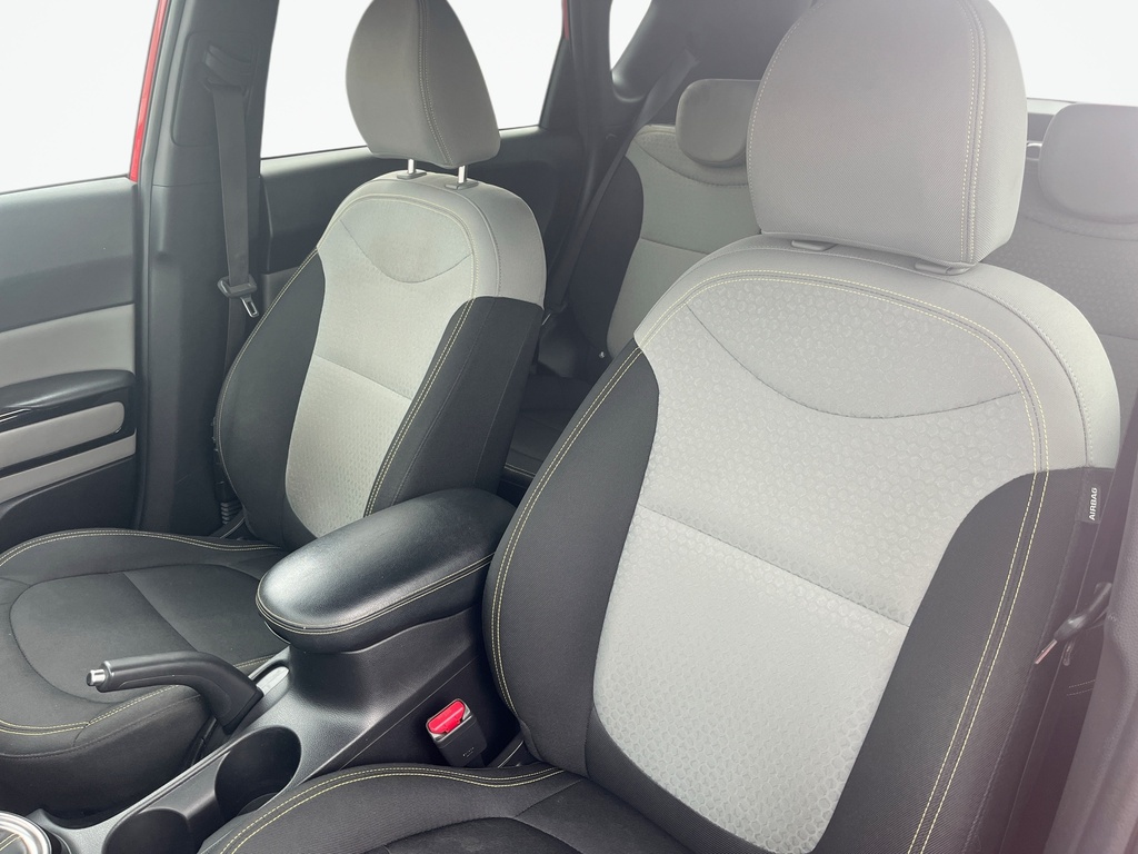 Kia Soul 1.6 Crdi Connect Plus Dct Euro 6 Silver #32