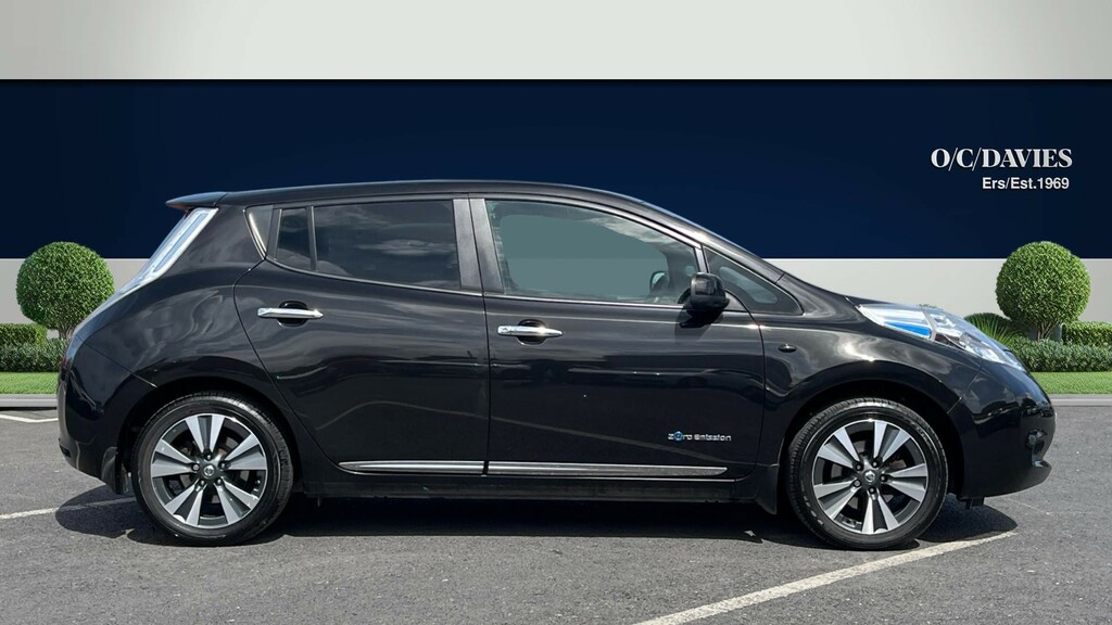 Nissan Leaf 30Kwh Tekna Hatchback 109 Bhp Black #2