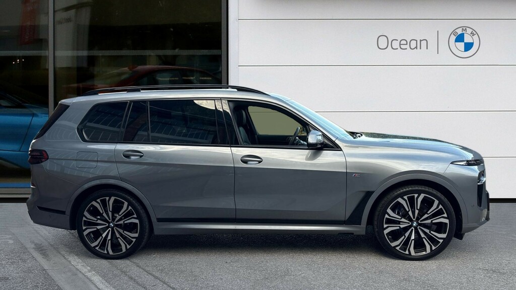 BMW X7 Xdrive40i M Sport Grey #3