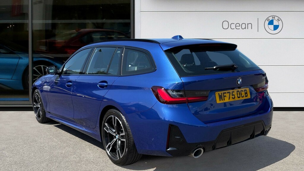 BMW 3 Series Estate Blue #2