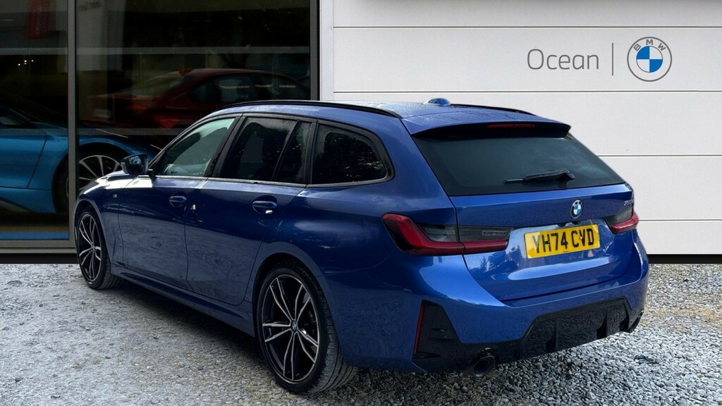 BMW 3 Series Estate Blue #2