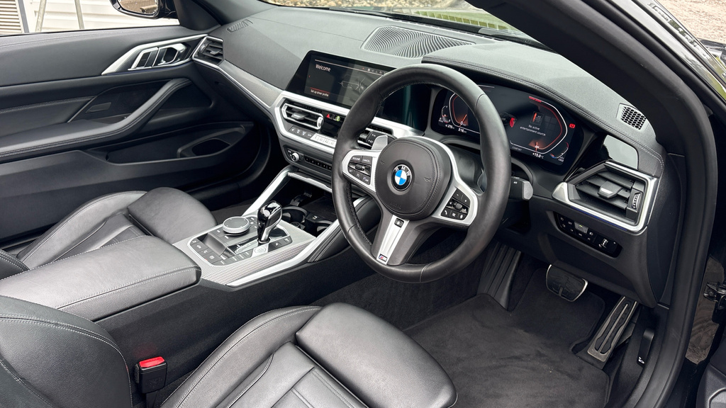 BMW 4 Series Convertible Black #6