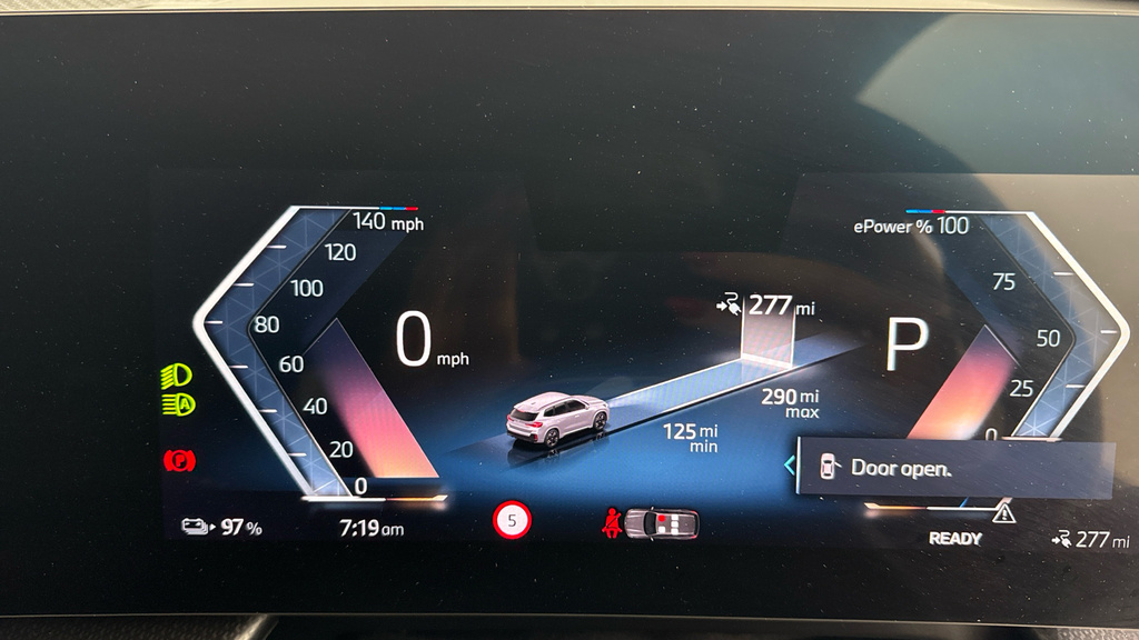 BMW iX1 30 66.5Kwh Xline Suv Xdrive 11K White #9