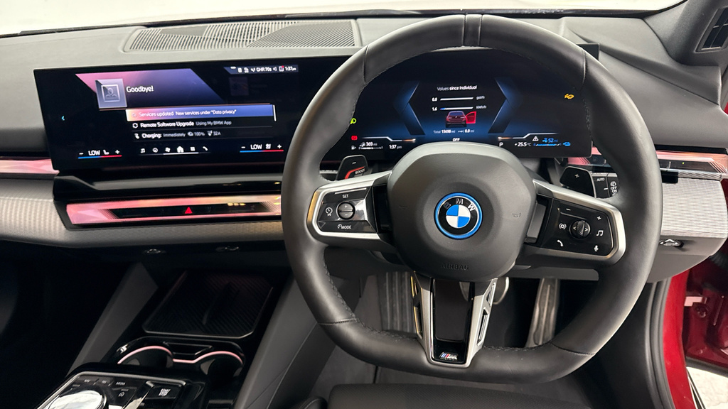 BMW 5 Series Estate Red #5