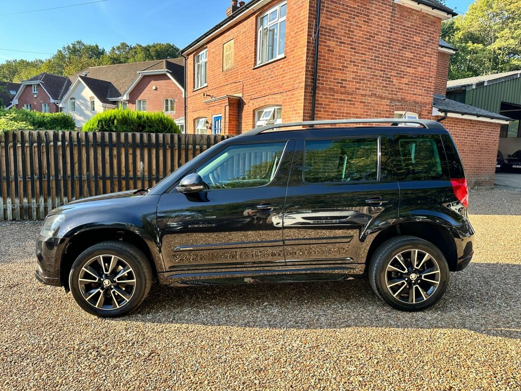 Skoda Yeti Le-t De France Tdi C White #7