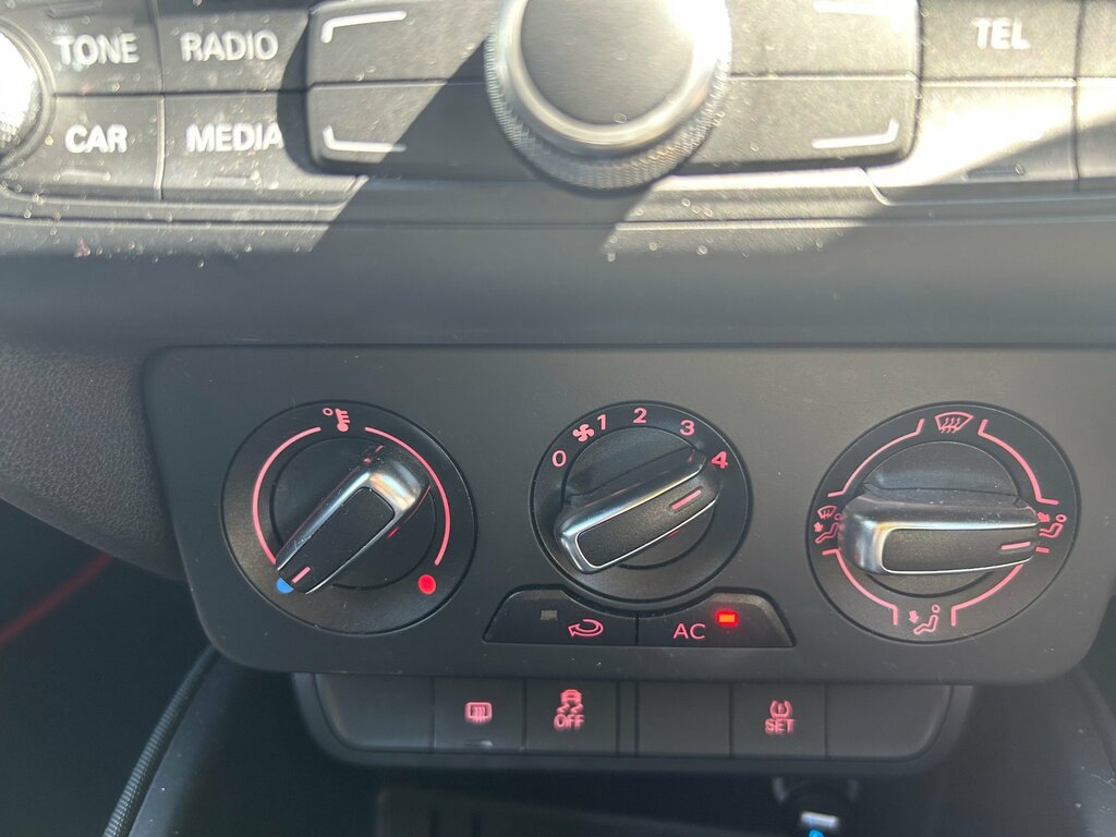 Audi A1 1.4 Tfsi Sport S Tronic White #17