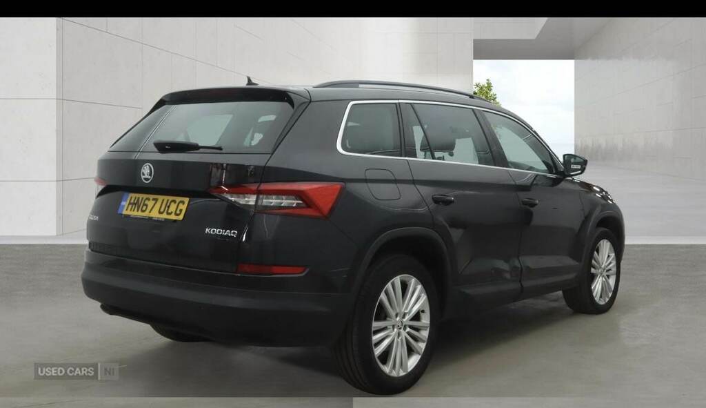 Skoda Kodiaq 2.0 Tdi Se L Dsg 7 Seat Black #3