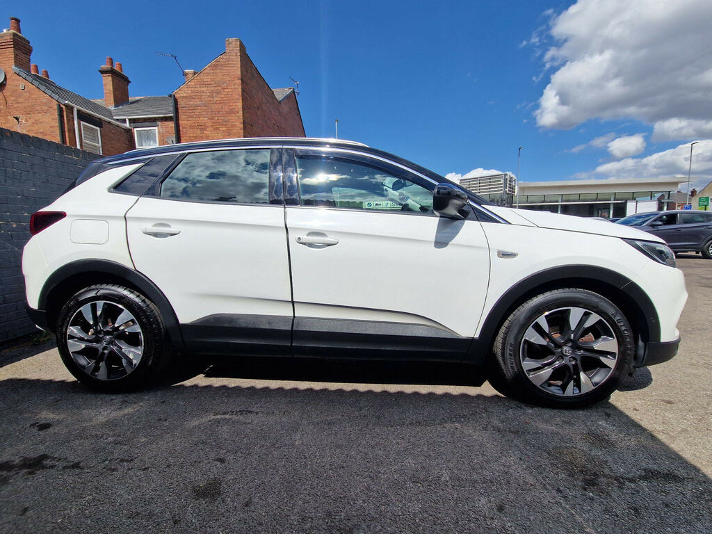 Vauxhall Grandland X 1.2 Turbo Sri Nav Euro 6 Ss White #6