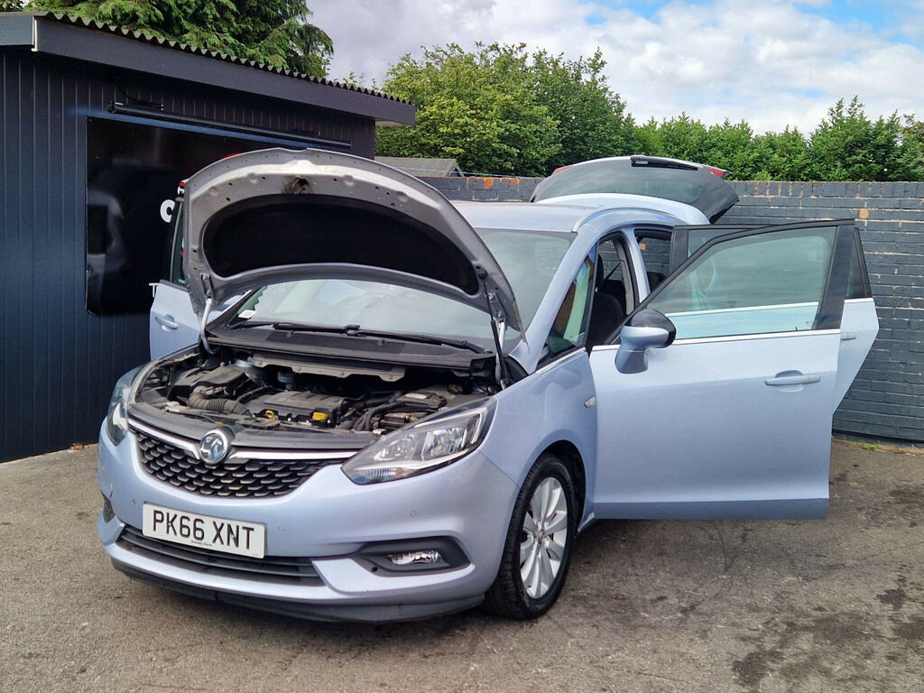 Vauxhall Zafira Tourer Tech Line 138 Brown #12