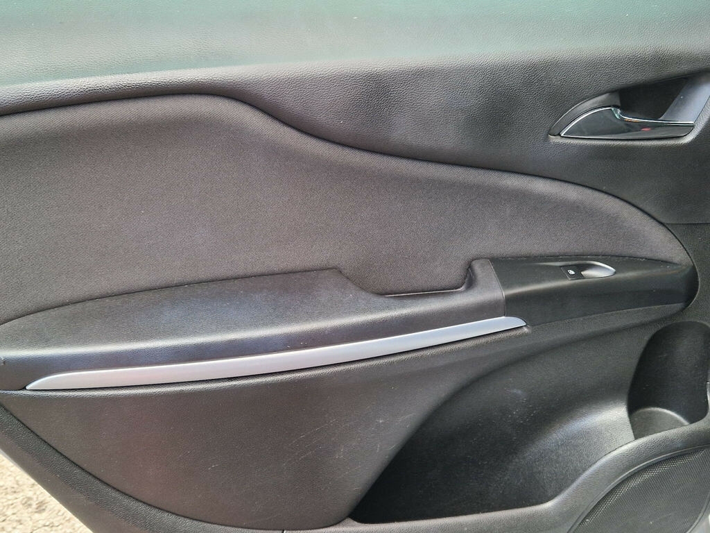 Vauxhall Zafira Tourer Tech Line 138 Brown #35