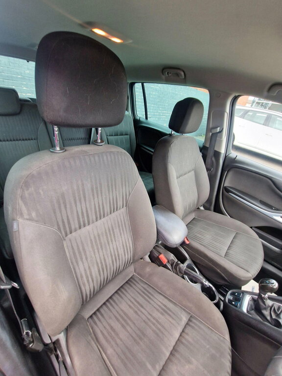 Vauxhall Zafira Tourer Tech Line 138 Brown #25