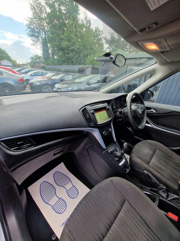 Vauxhall Zafira Tourer Tech Line 138 Brown #33