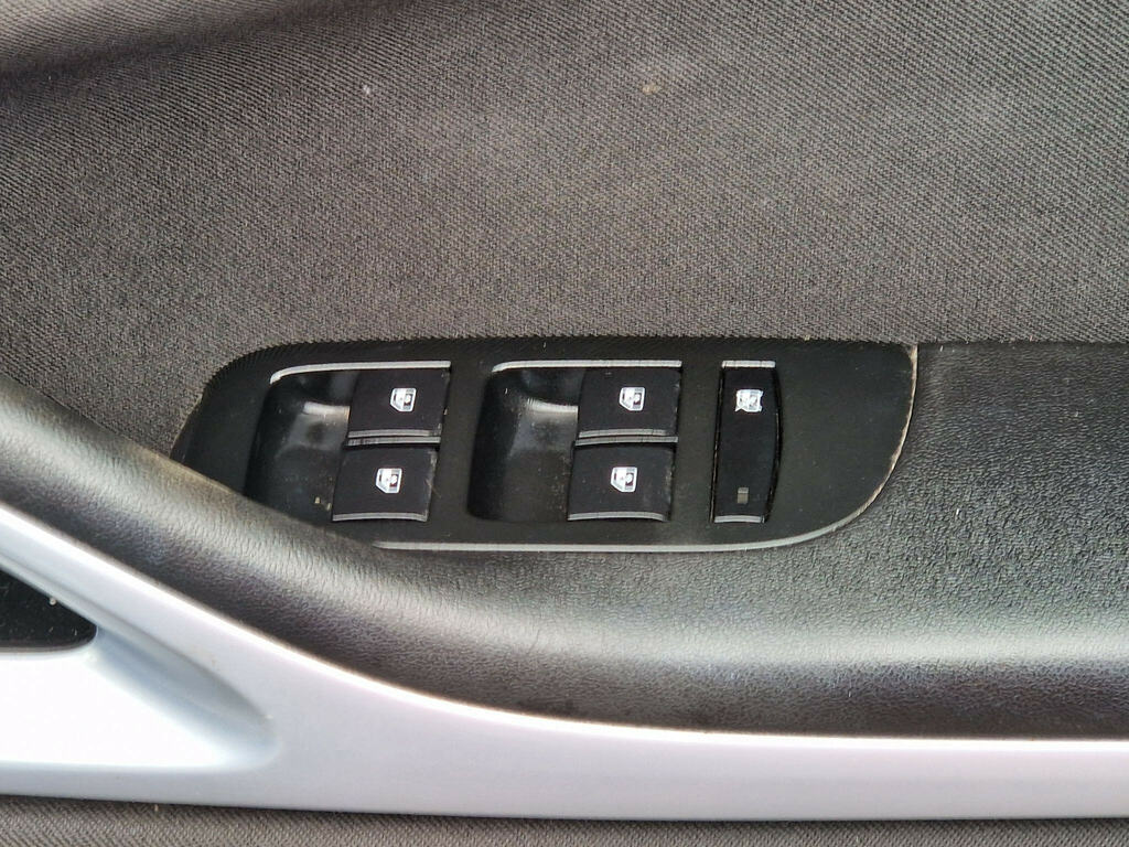 Vauxhall Zafira Tourer Tech Line 138 Brown #28