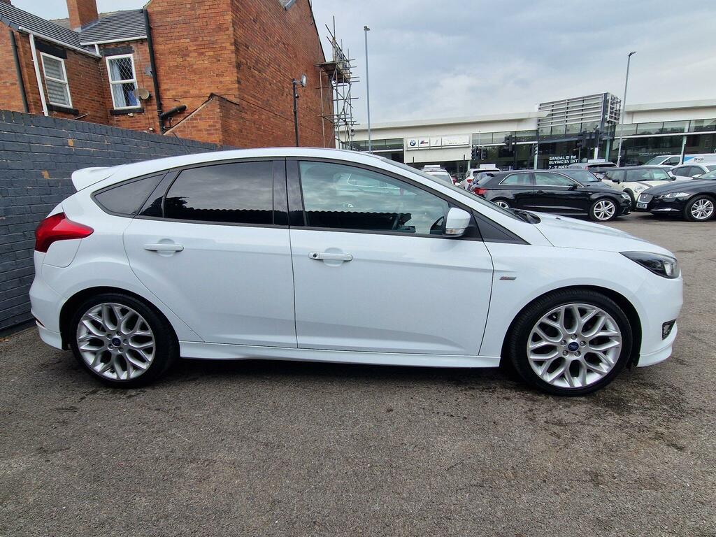 Ford Focus 1.0T Ecoboost St-line Euro 6 Ss White #6