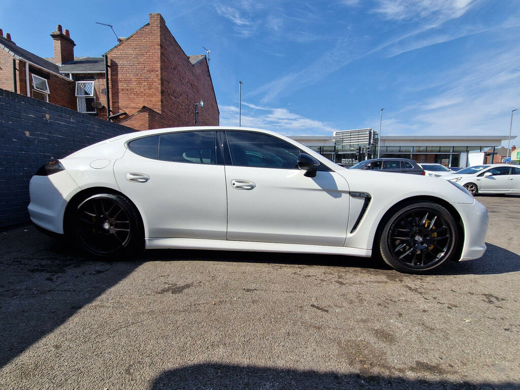 Porsche Panamera 3.0D V6 Tiptronics Euro 5 White #6
