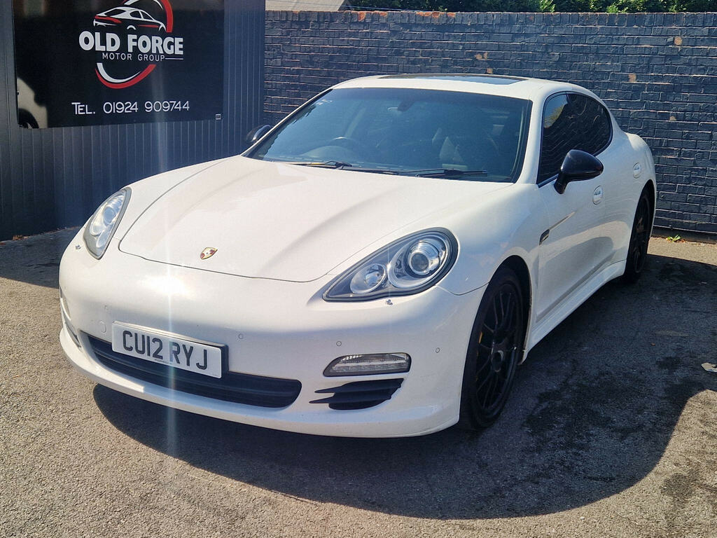 Porsche Panamera 3.0D V6 Tiptronics Euro 5 White